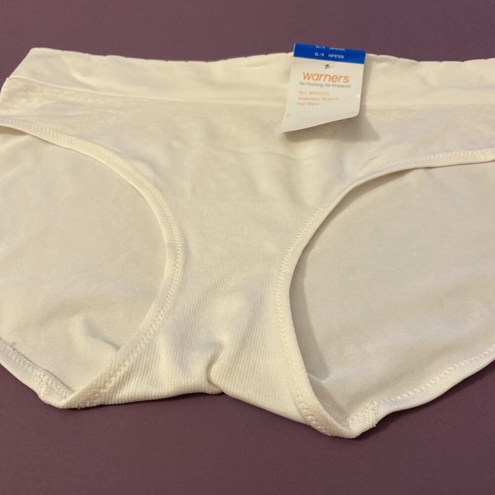 Ivory No Pinching No Problems Hipster Panty BY Warners / XL/8